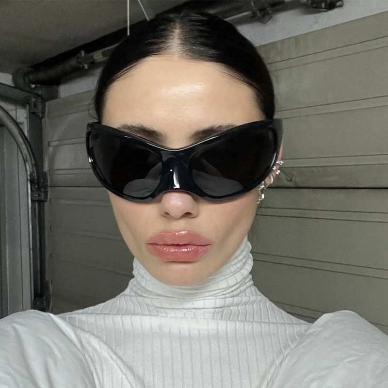 Vintage Fashion Enthusiasts - Новые солнцезащитные очки в стиле Y2K